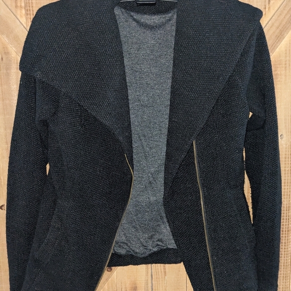 Jacket - Picture 9 of 9